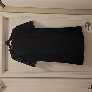 Gap short-sleeve black lace shift dress - TALL